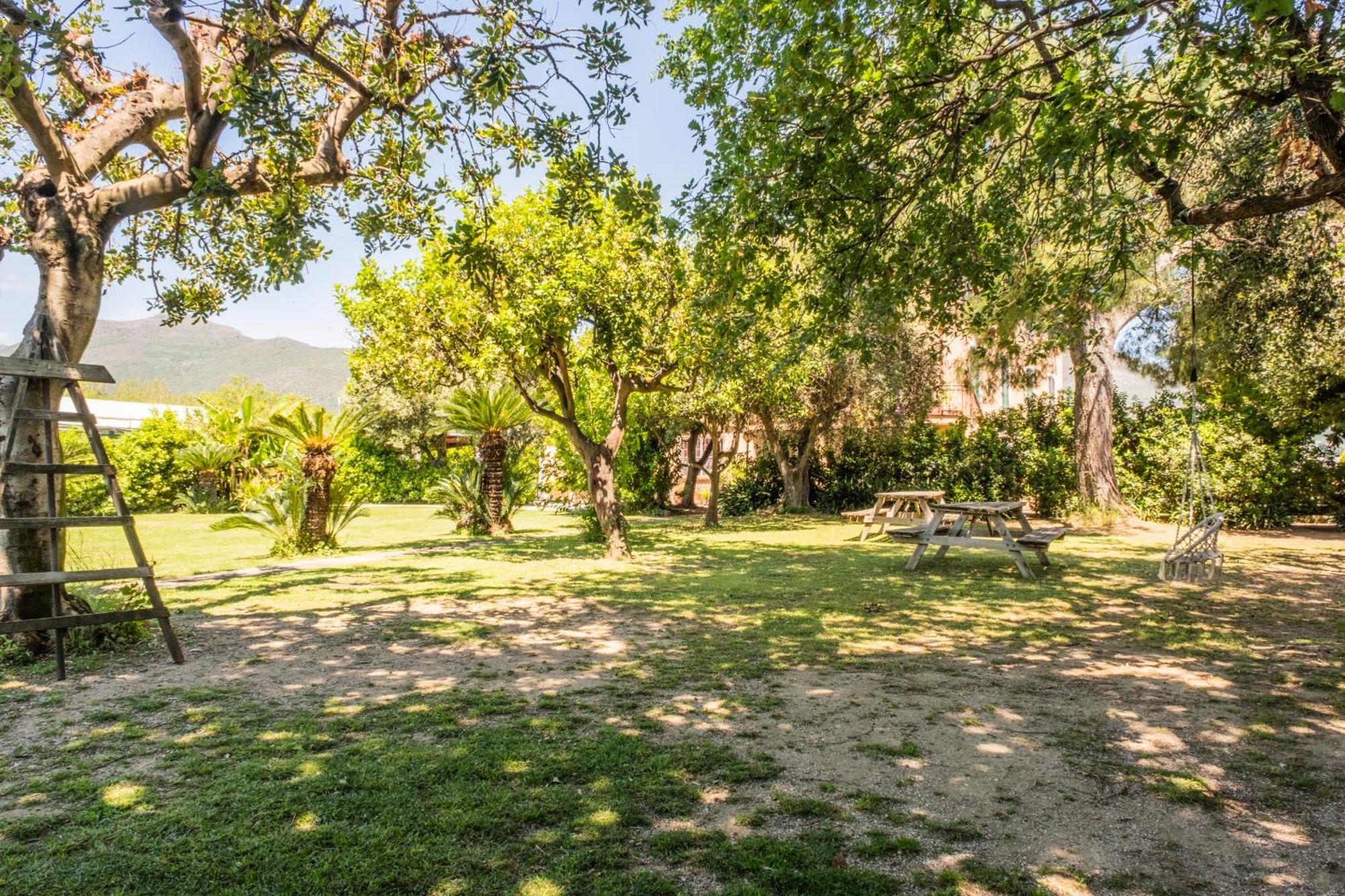 Agriturismo Giorgi Appartamenti In Riviera Ligure Albenga Exteriör bild